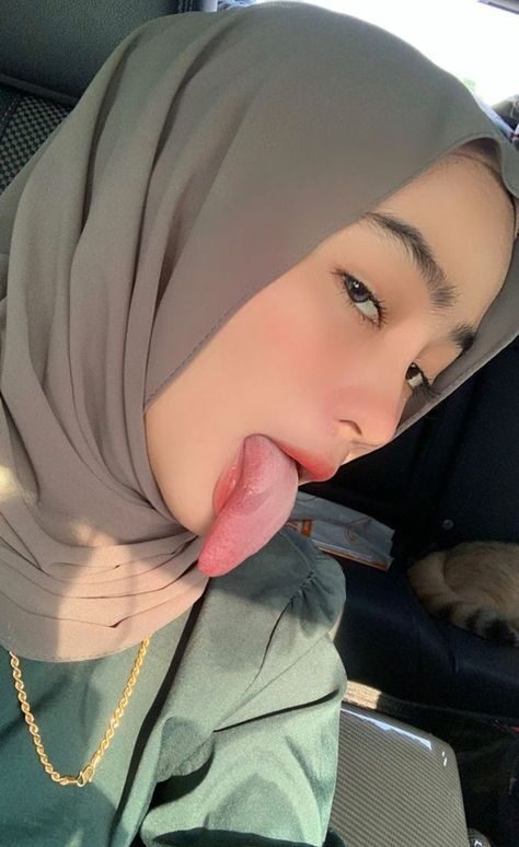 Cerita Sex Gelora Birahi Tinggi Dibalik Kerudung