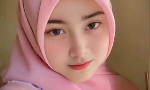 Gadis Perawan Berhijab Simpananku